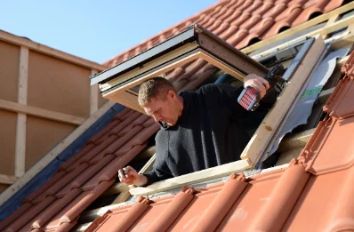 Pose de fenêtres de toit Velux au Houlme